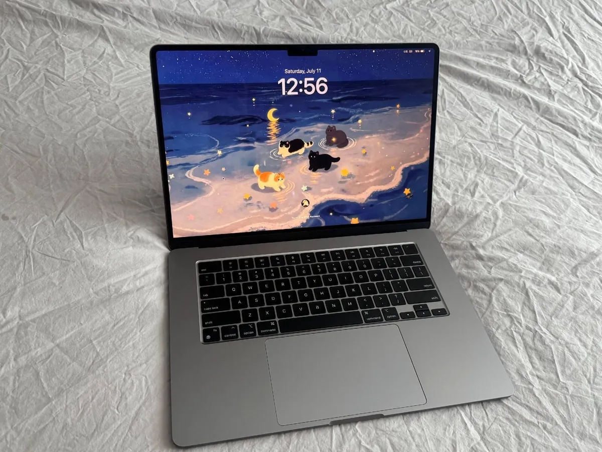 New M3 MacBook Air 15 16GB 512GB Space Gray - Image 3