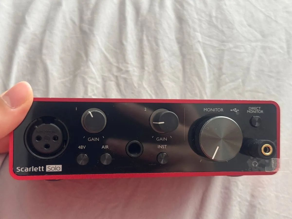 Focusrite Scarlett Solo 3rd Gen Audio Interface - Image 3