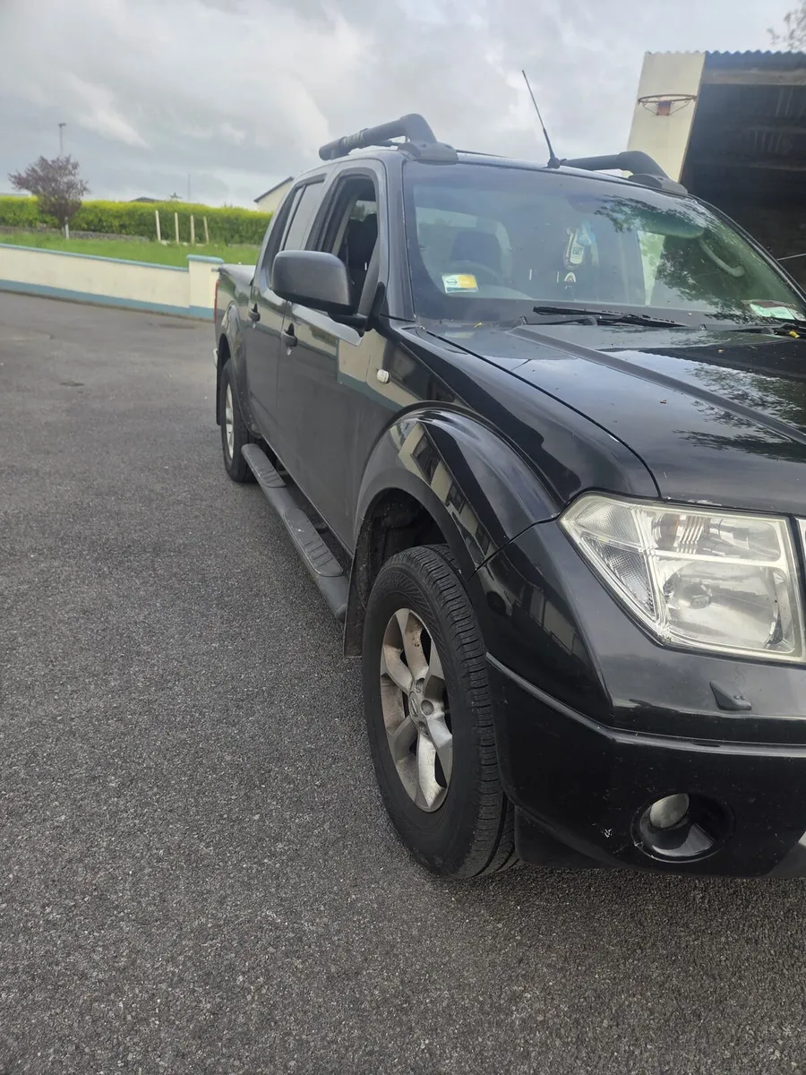 Nissian navara - Image 2