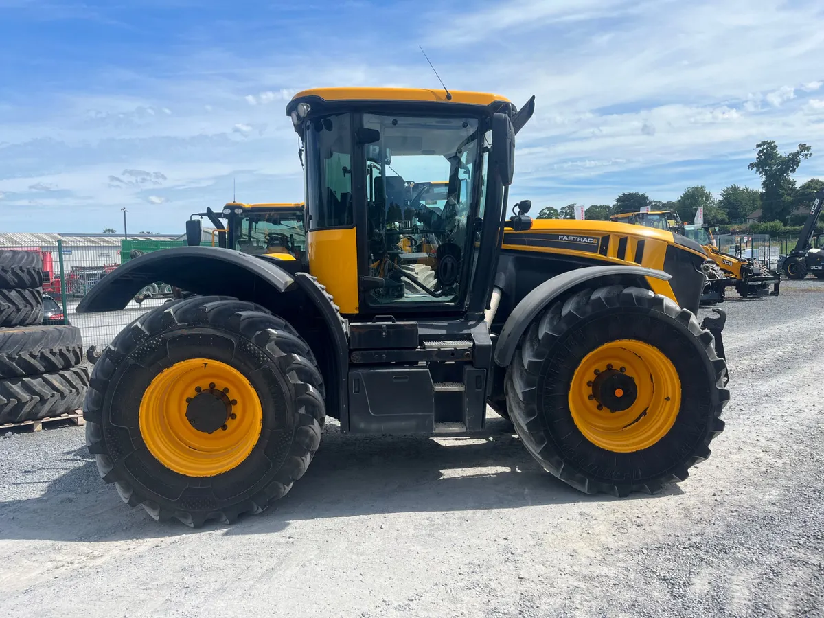 JCB Fastrac 4220 - Image 4