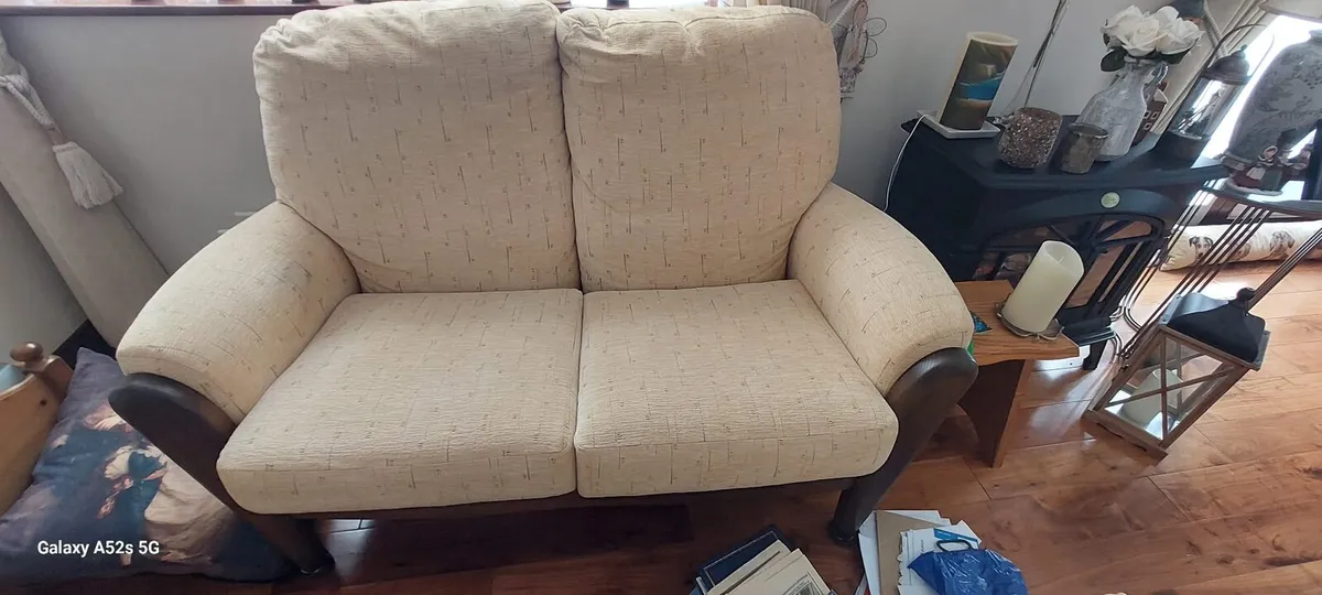 3 piece suites - Image 1