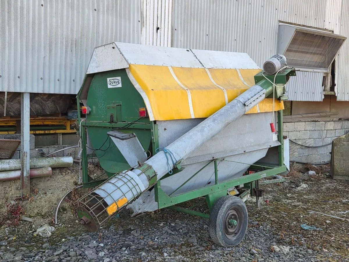Grain / seed cleaner - Image 1
