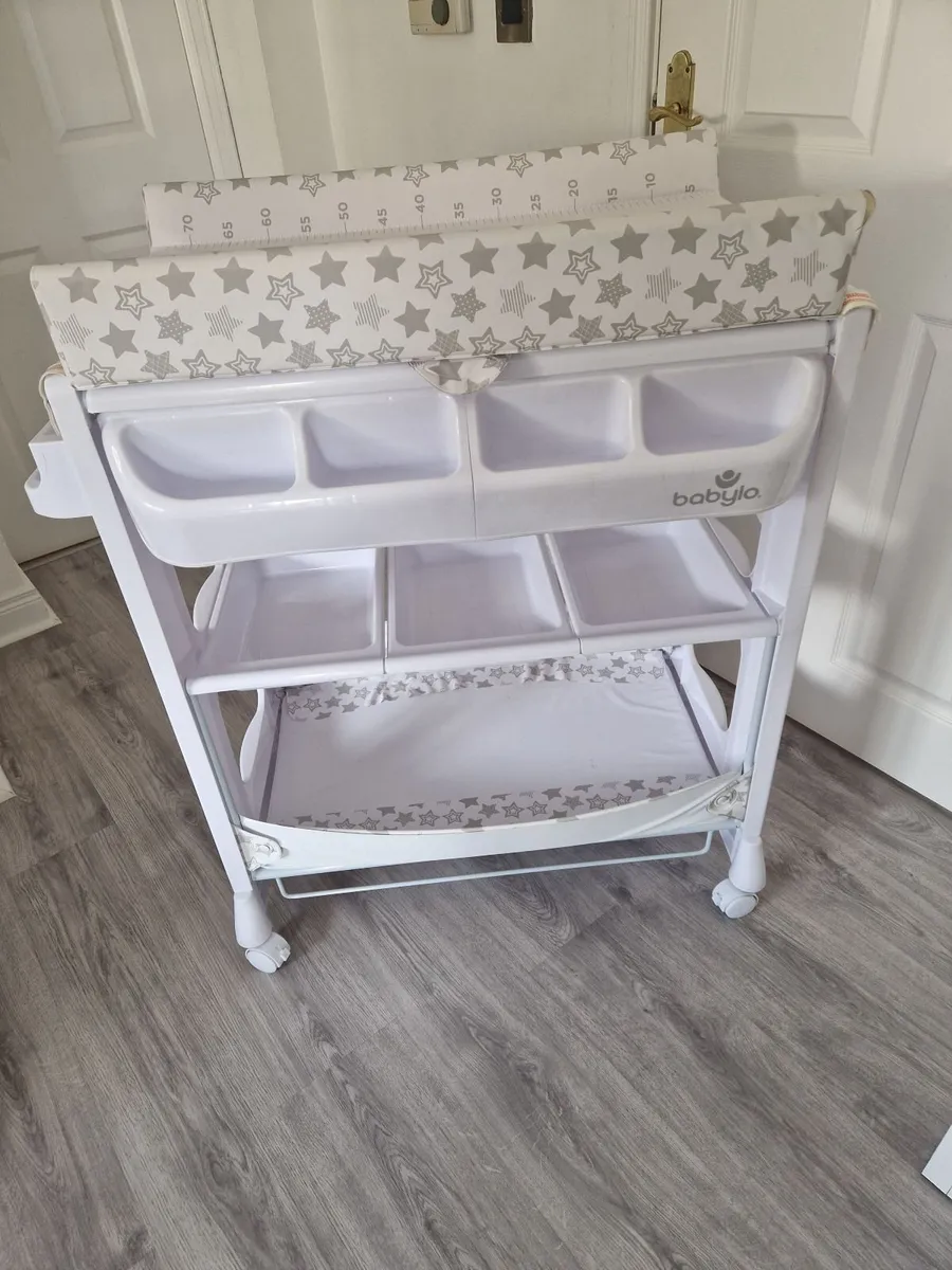 Baby Changing Unit - Image 2