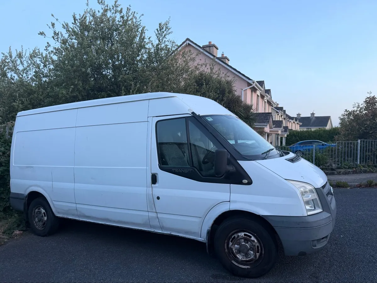 Ford Transit 2011 - Image 1
