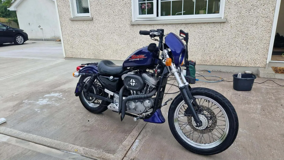 Harley Davidson sportster 883 - Image 1