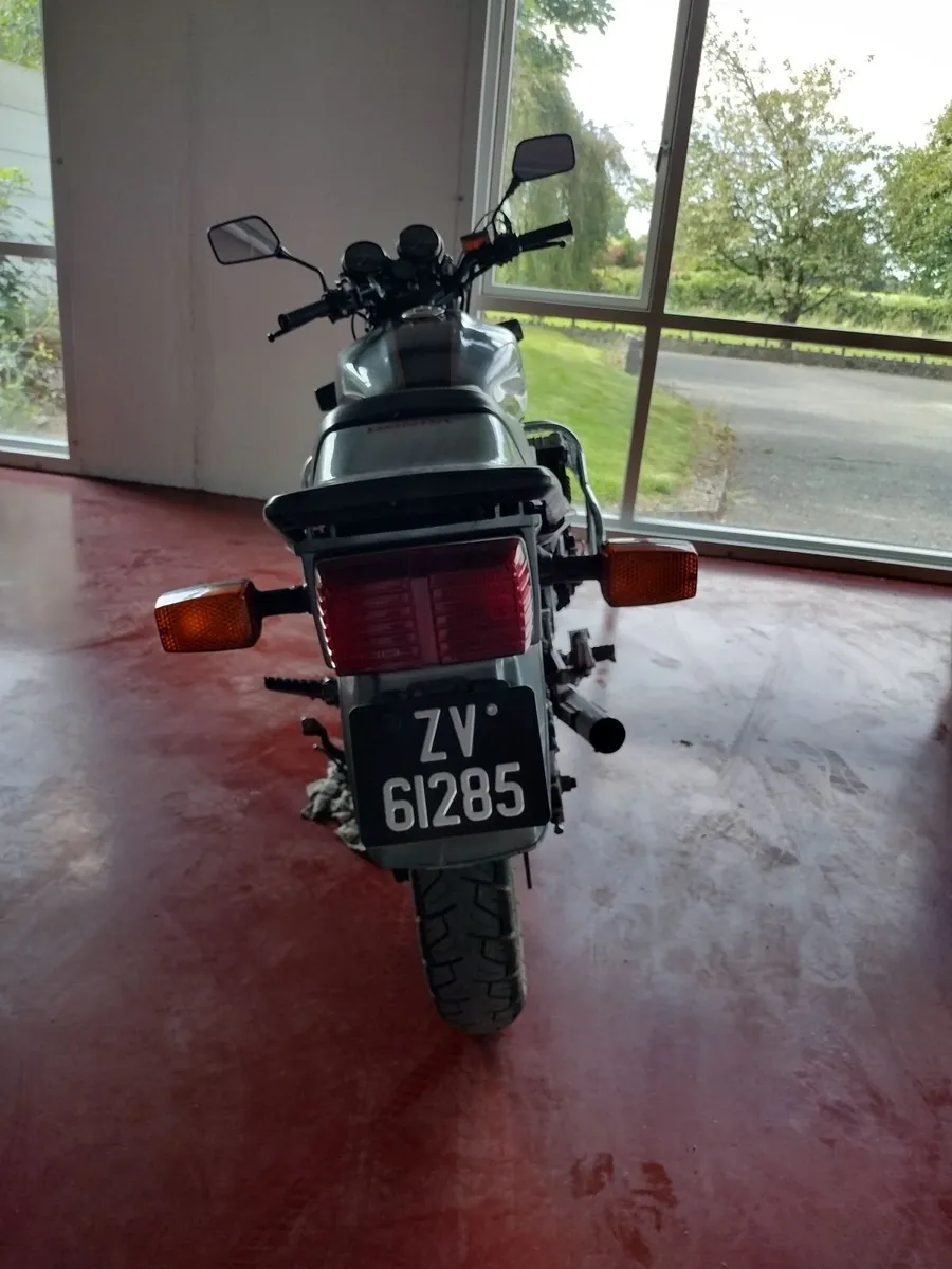 1981 Honda CBX vintage bike - Image 2