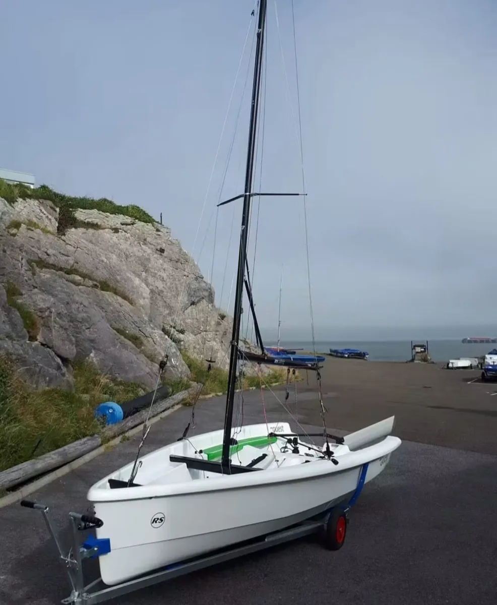 DINGHY 'S - Image 4