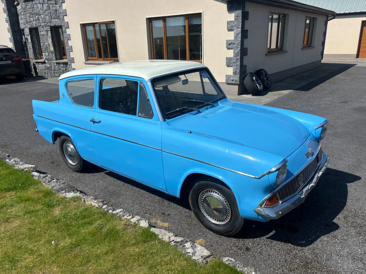 Ford Anglia - Image 3