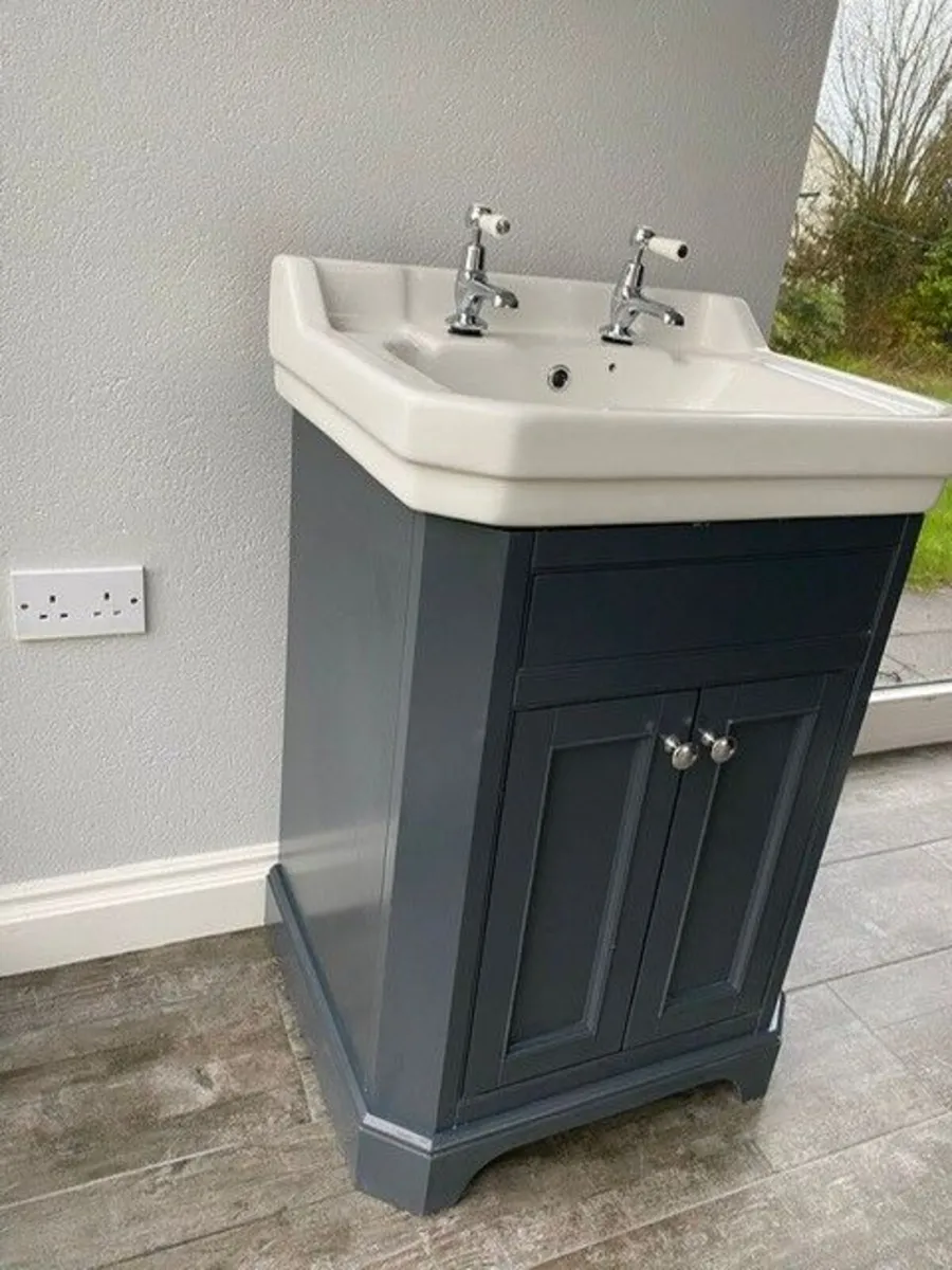 Bathroom Vanity Unit Tavistock €450 ono - Image 2