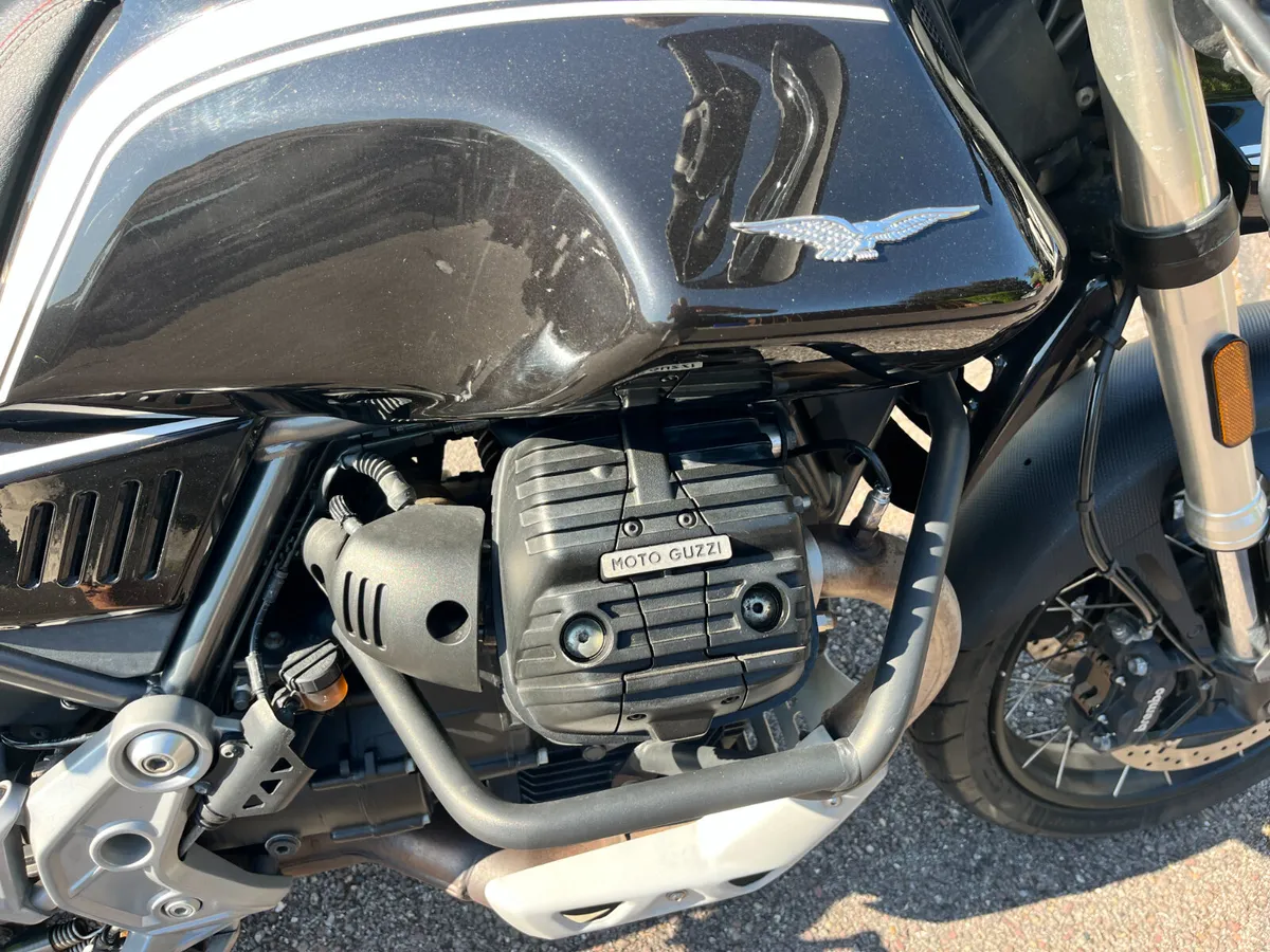 MOTO-GUZZI Other 2023 - Image 3