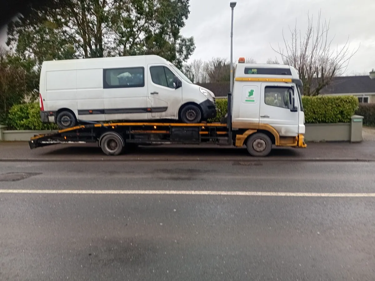 Mercedes  vito. Chassis  and  cab. - Image 2