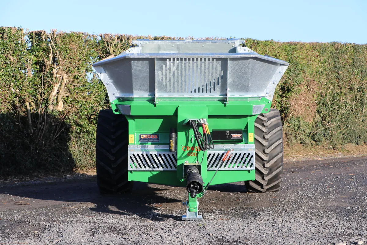 Cross 600 Manure Spreader - Image 3