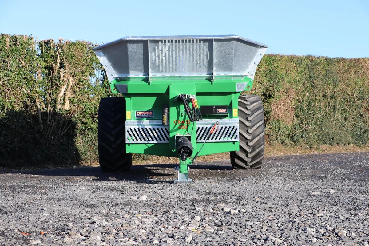 Cross 600 Manure Spreader - Image 4