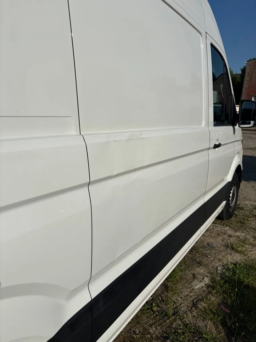 Van - Image 2