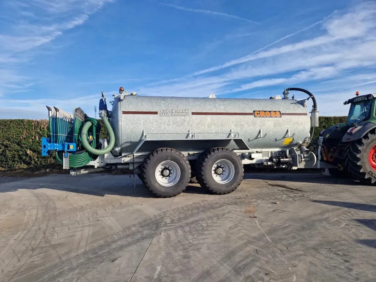 3750 Tanker - Show Stock - Image 4