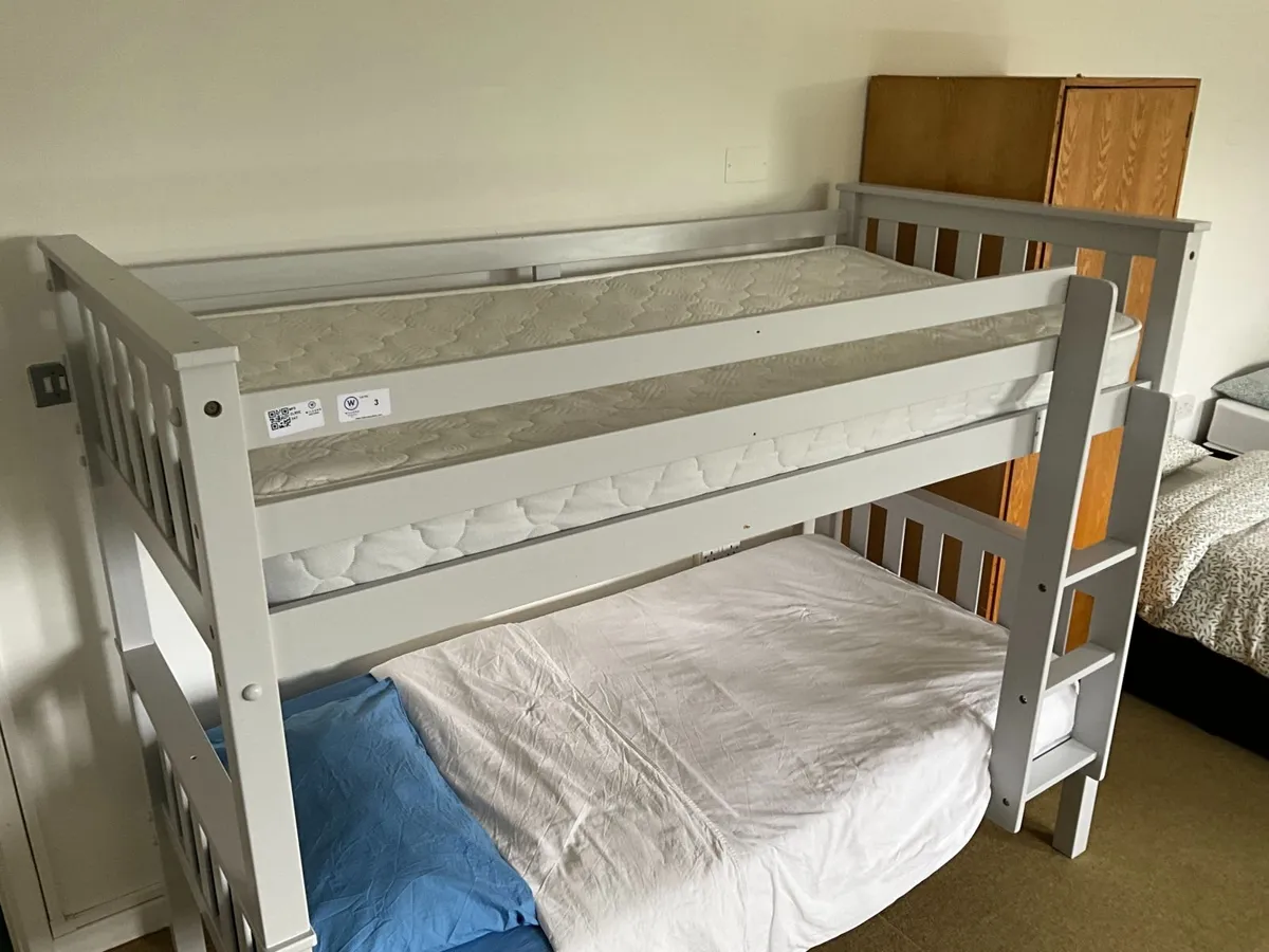 Online Auction Of Student Accommodation Furniture - Image 2