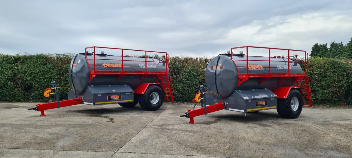 Cross Fuel Bowser - Image 1