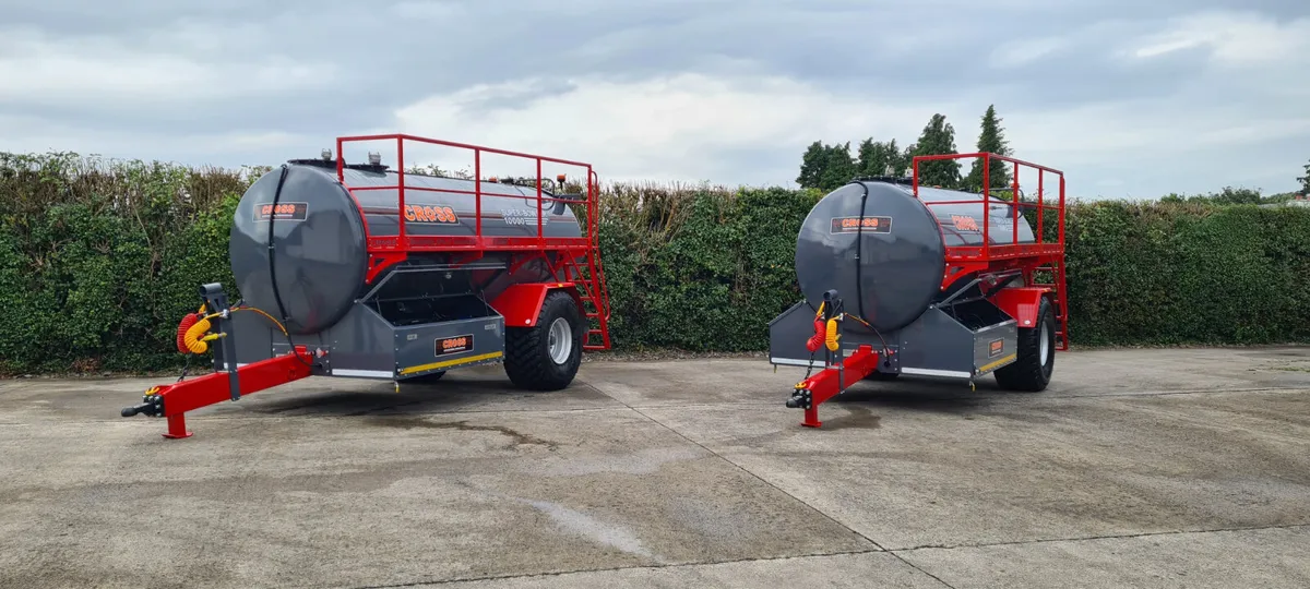 Cross Fuel Bowser - Image 2