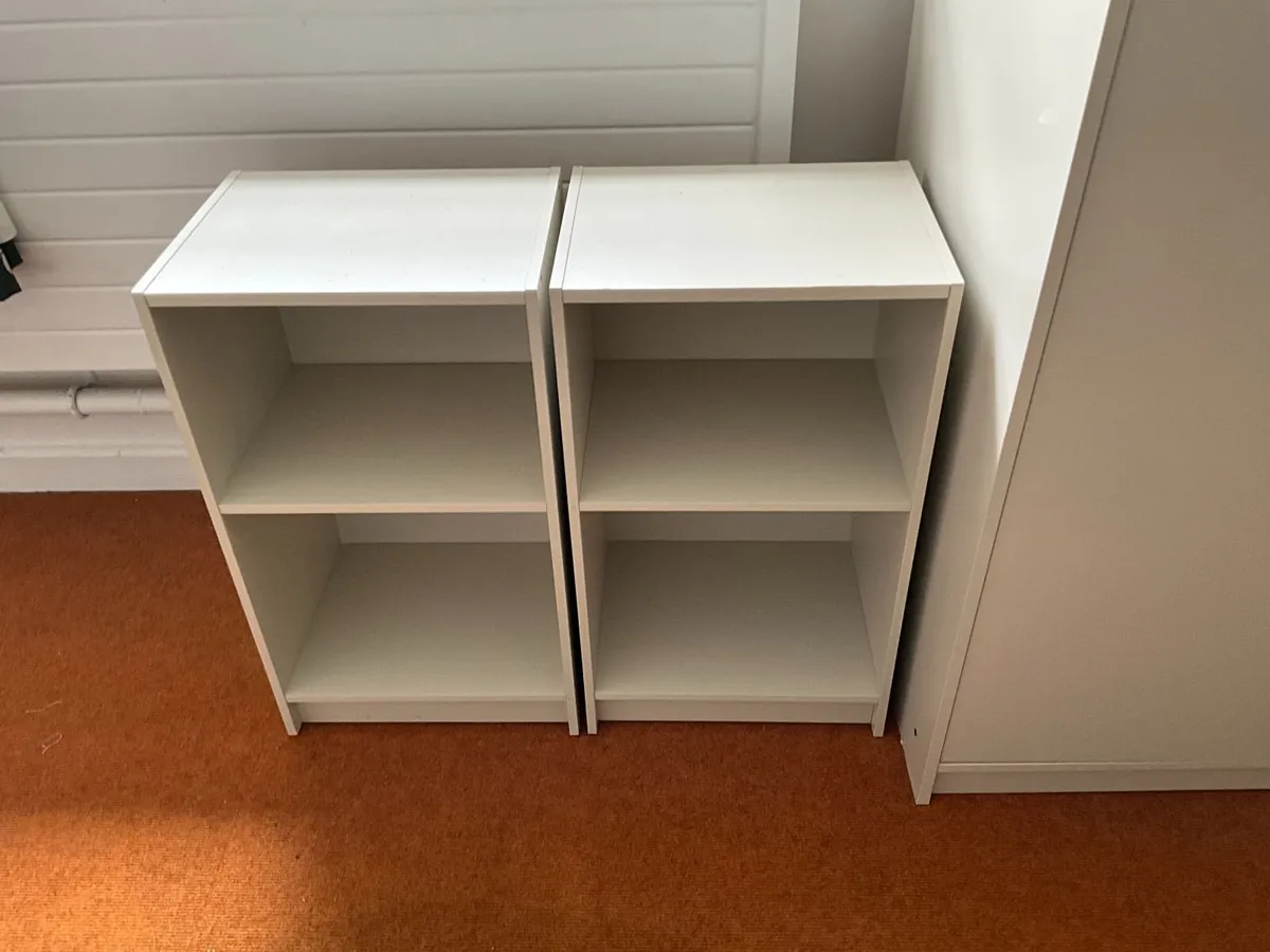 Online Auction Of Student Accommodation Furniture - Image 3