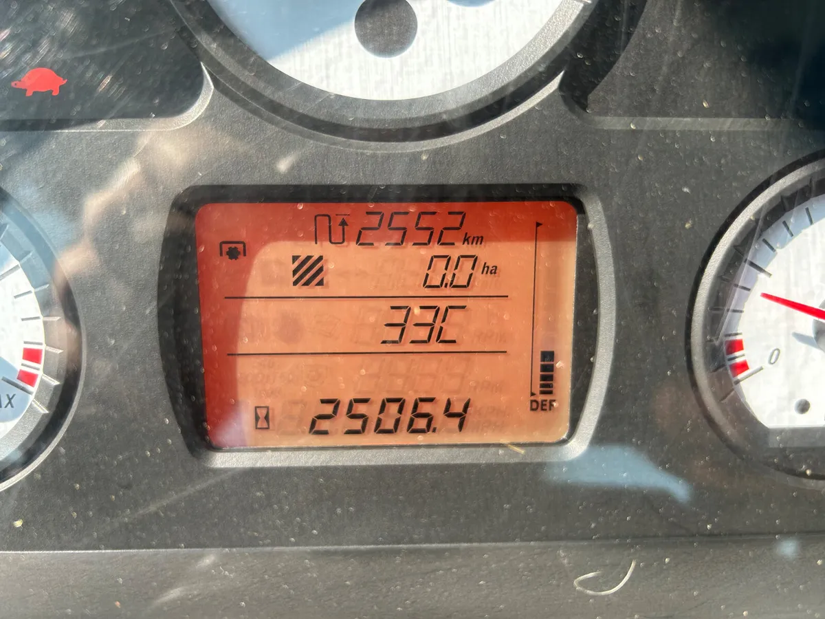 2022 Massey Ferguson 4710M with Loader - Image 4