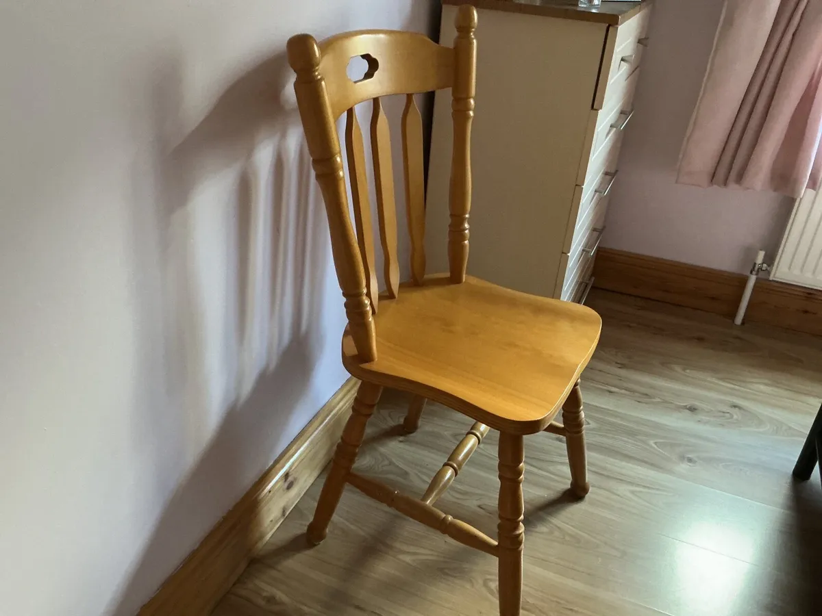 Kitchen chairs - Image 2