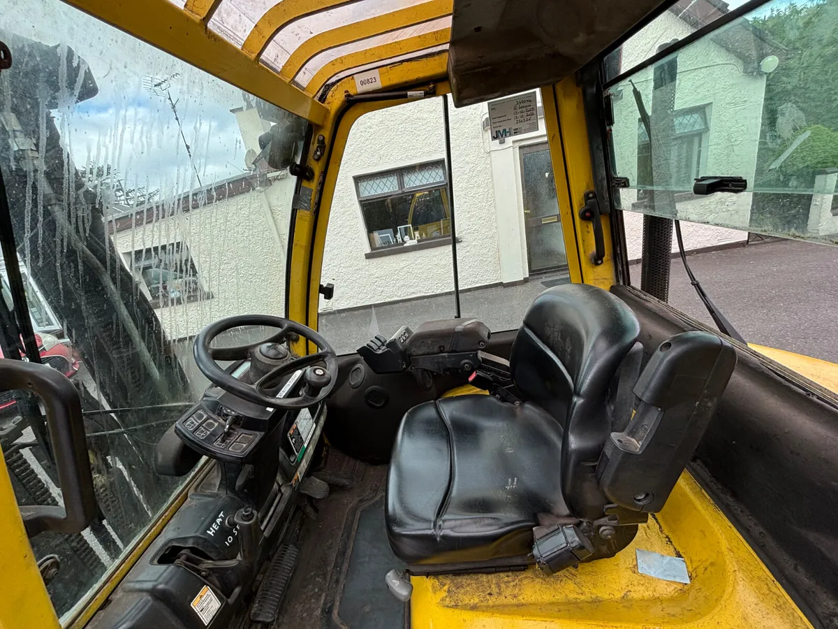 3 ton Hyster forklift - Image 4
