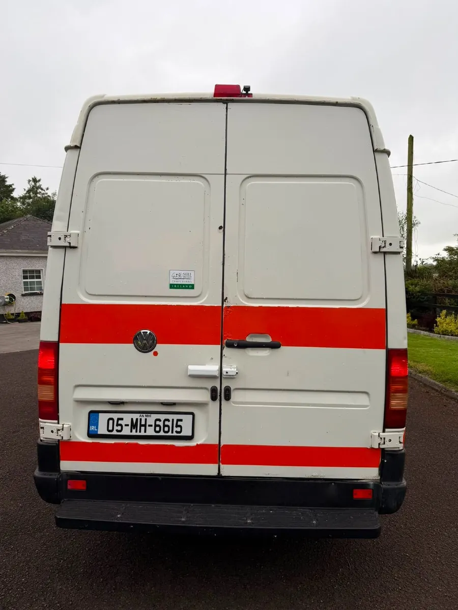 Volkswagen LT35 Campervan - Image 4