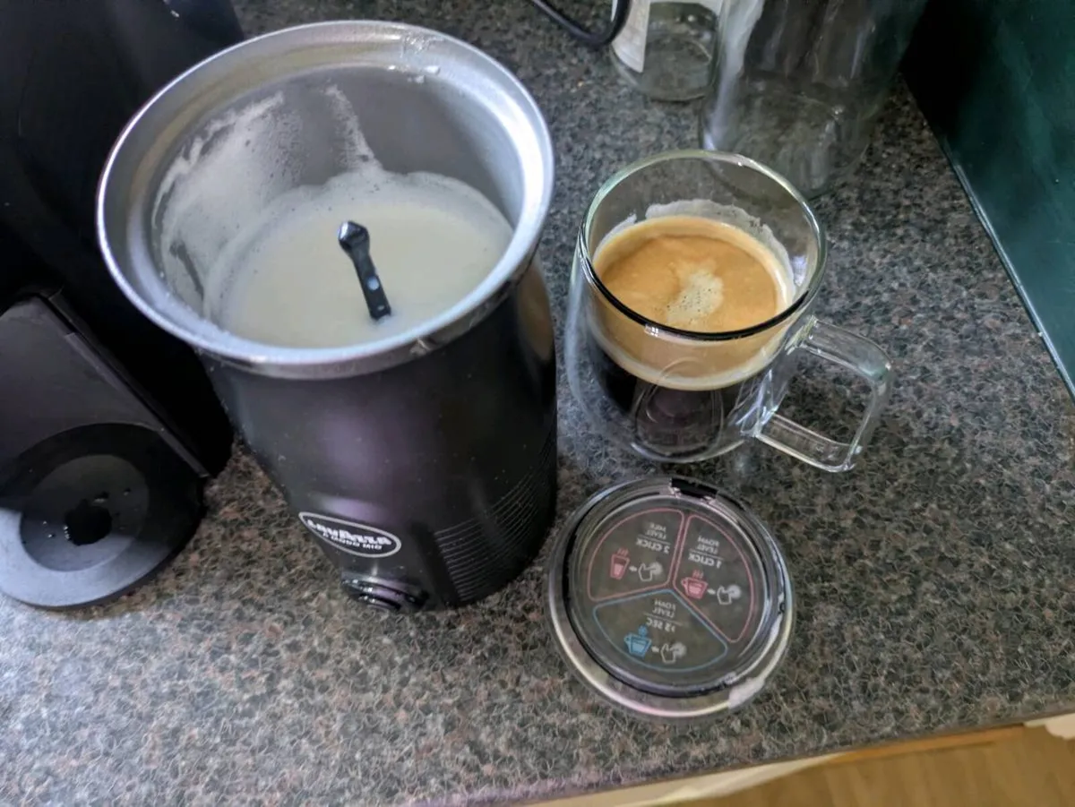 Lavazza Coffee Maker with Frother - Image 3