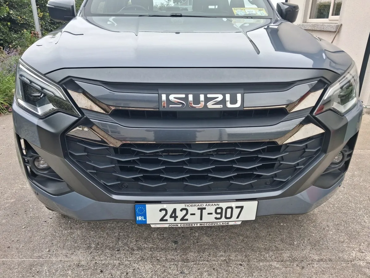 Isuzu D-Max 2024 - Image 1