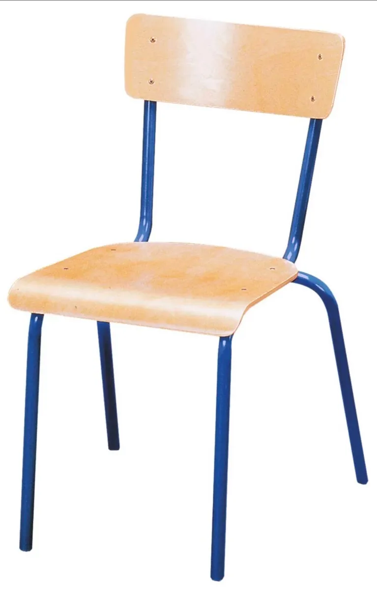 Children’s preschool table and chairs - Image 2