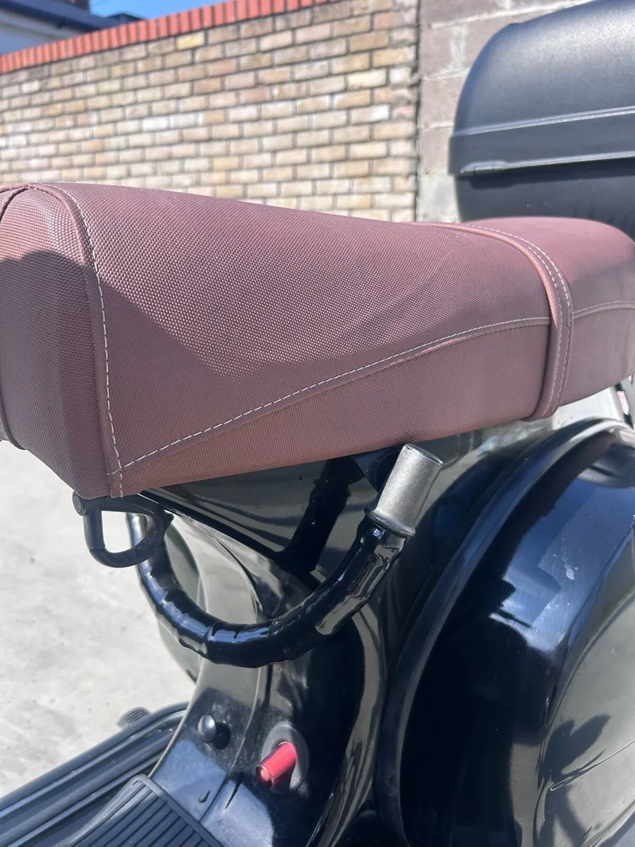 Vespa PX200 2002 - Image 3