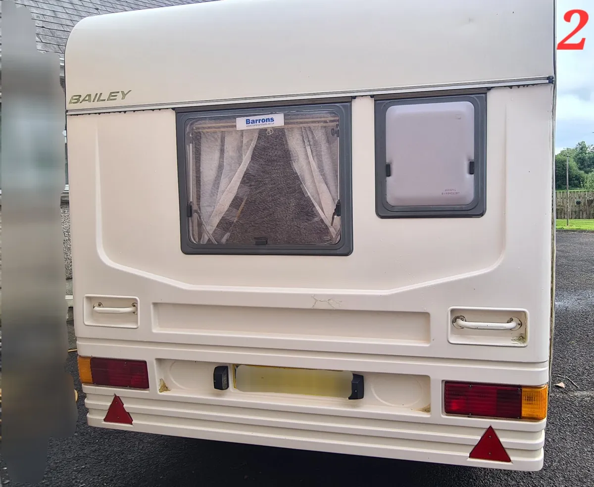 Caravan - Image 4