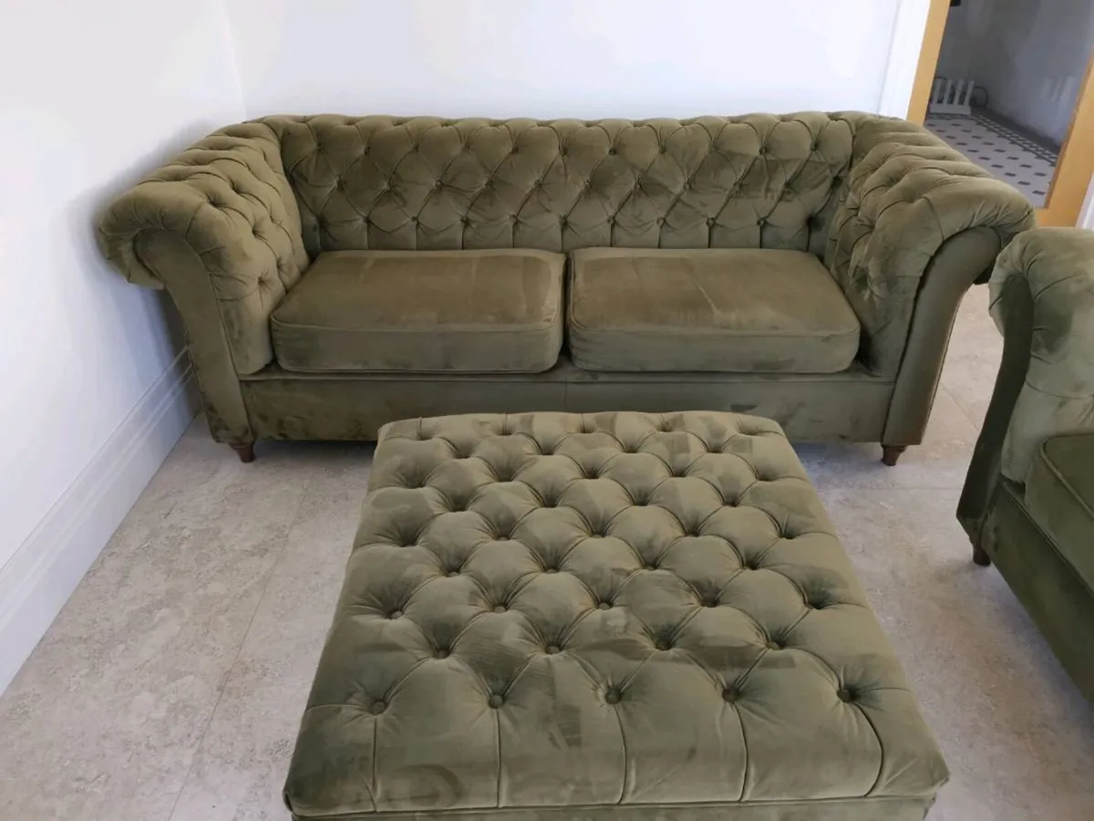 Chesterfield 3 + 2 Seater and Large Ottoman - Image 2