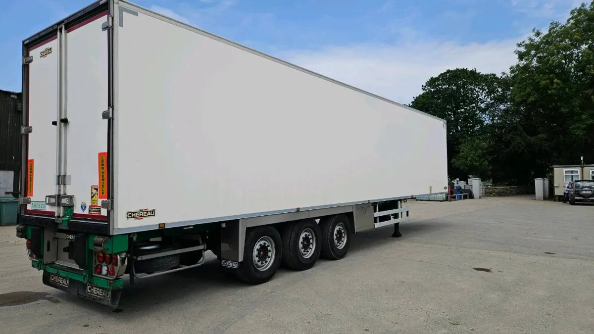 Chereau Meat Railers - Image 1