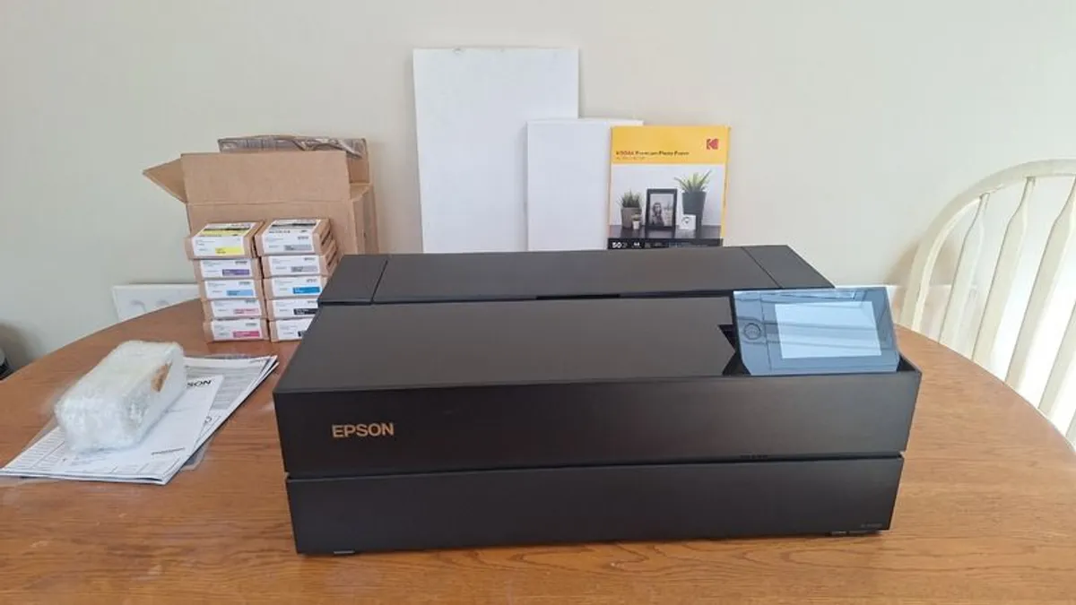 Epson Surecolor P900 Printer - Image 1