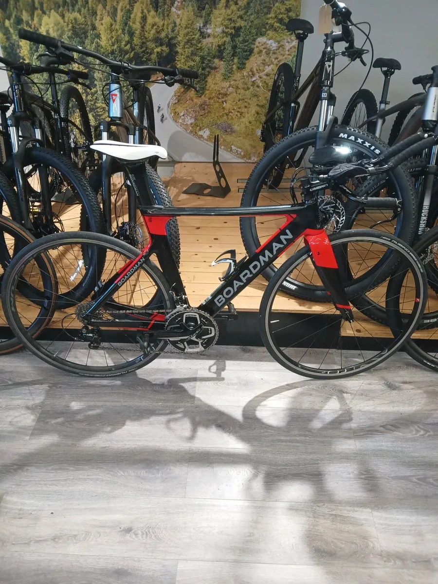 Boardman full carbon tt bike - Image 1