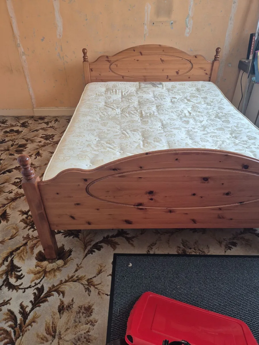 5 foot pine bed frame - Image 2