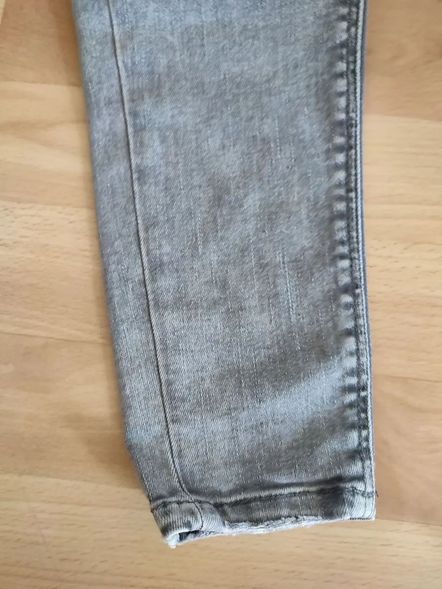 JEANS-NEVER WORN - Image 2