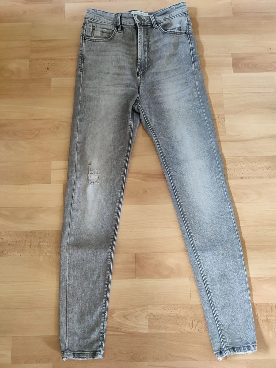 JEANS-NEVER WORN - Image 1