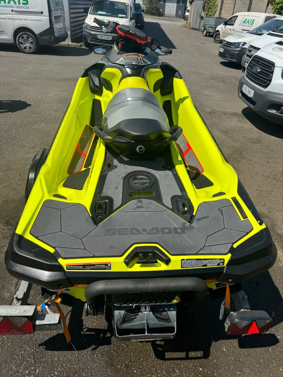 2020 Seadoo RXT-X 3 seater with trailer - Image 4