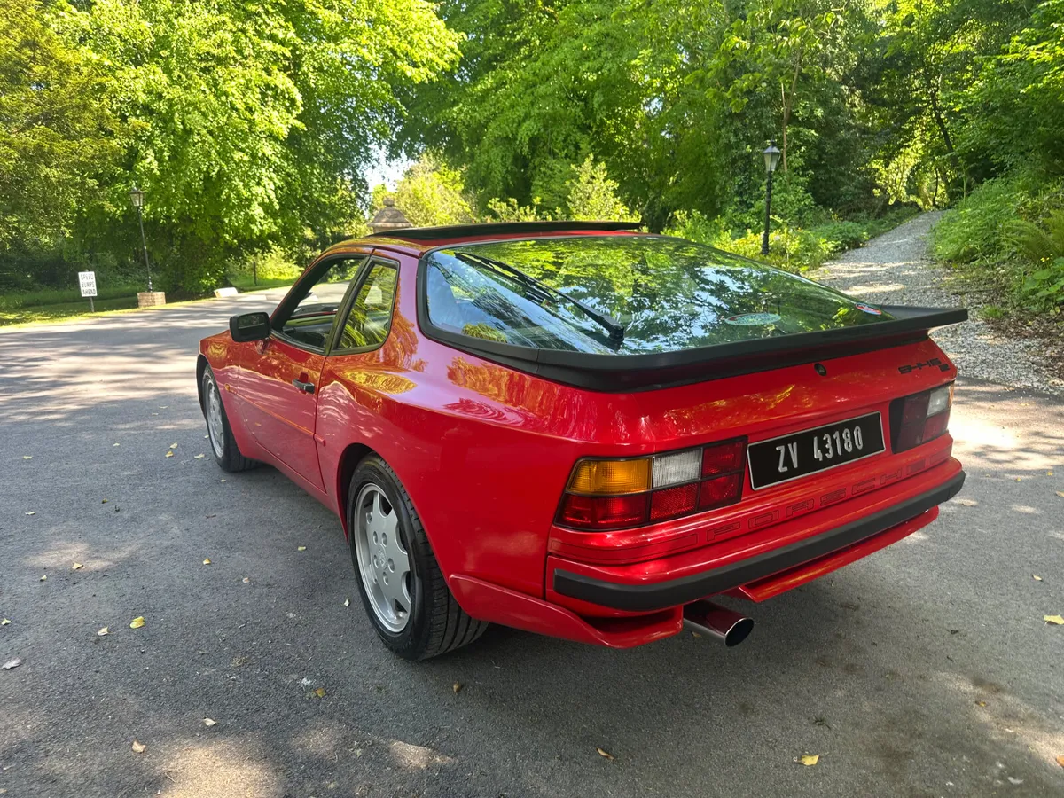 3.0i Porsche 944 - Image 3