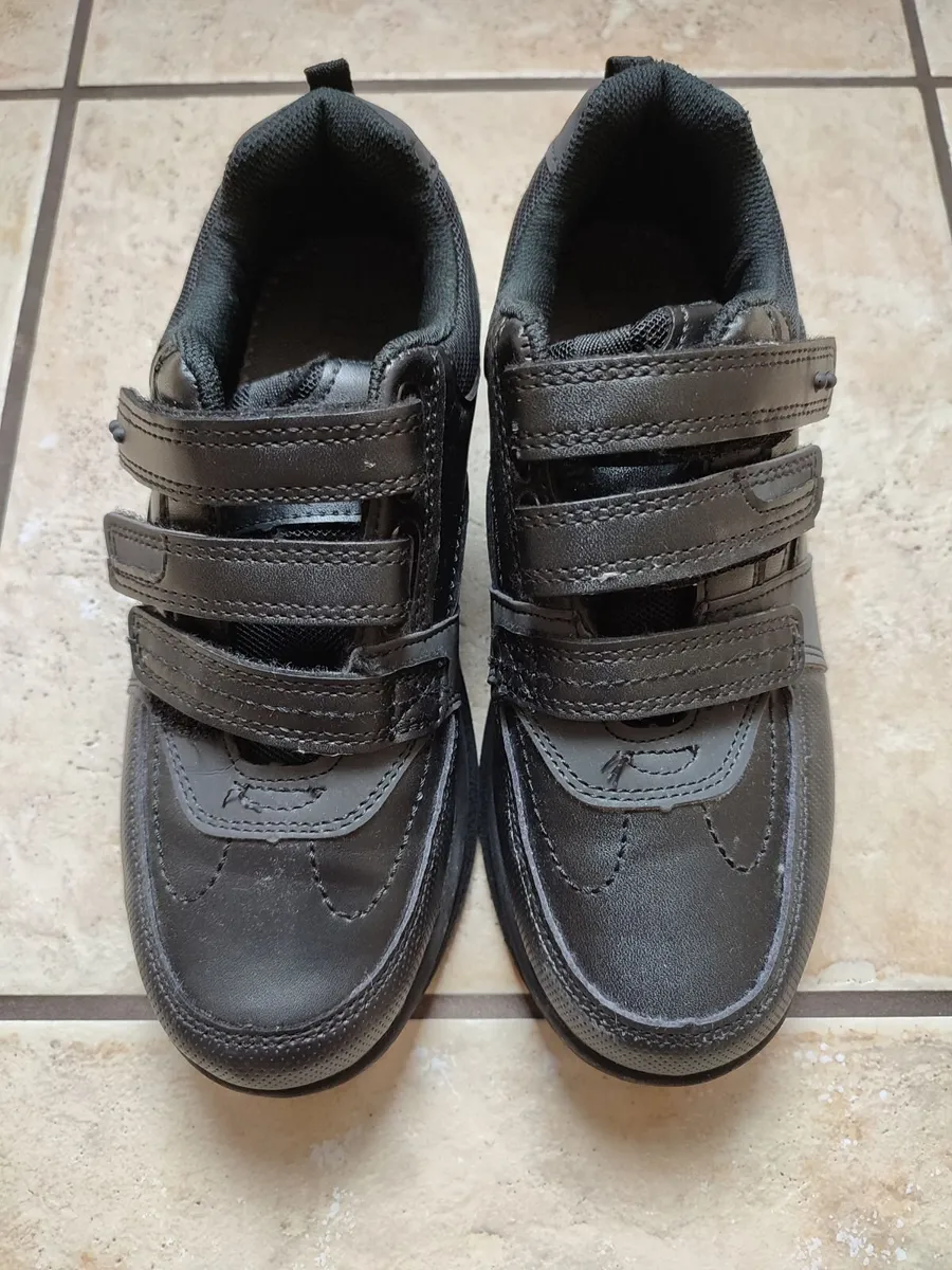 school shoes - Image 1