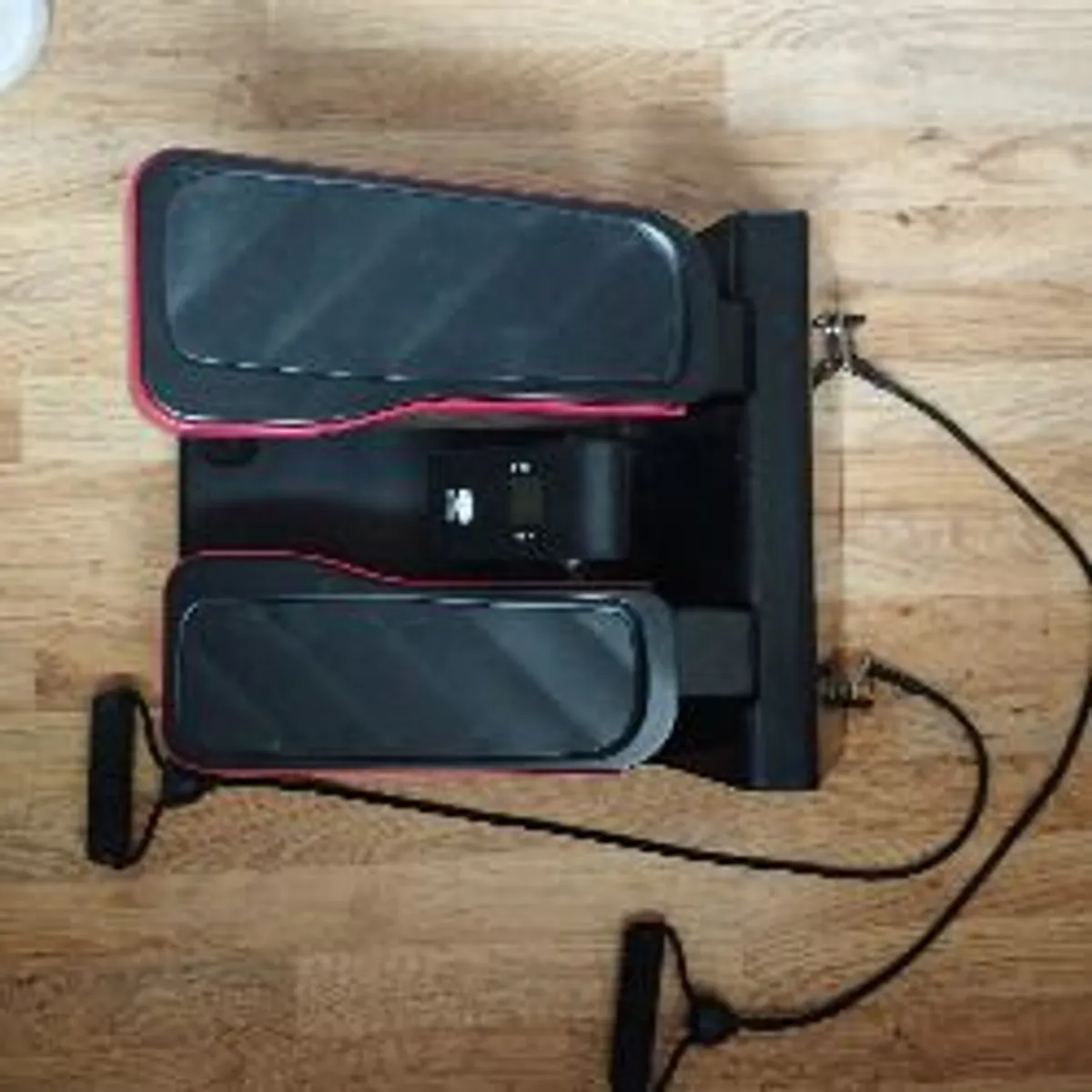 Stepper with Arm Resistance Cords, Excellent Condition. - Image 2