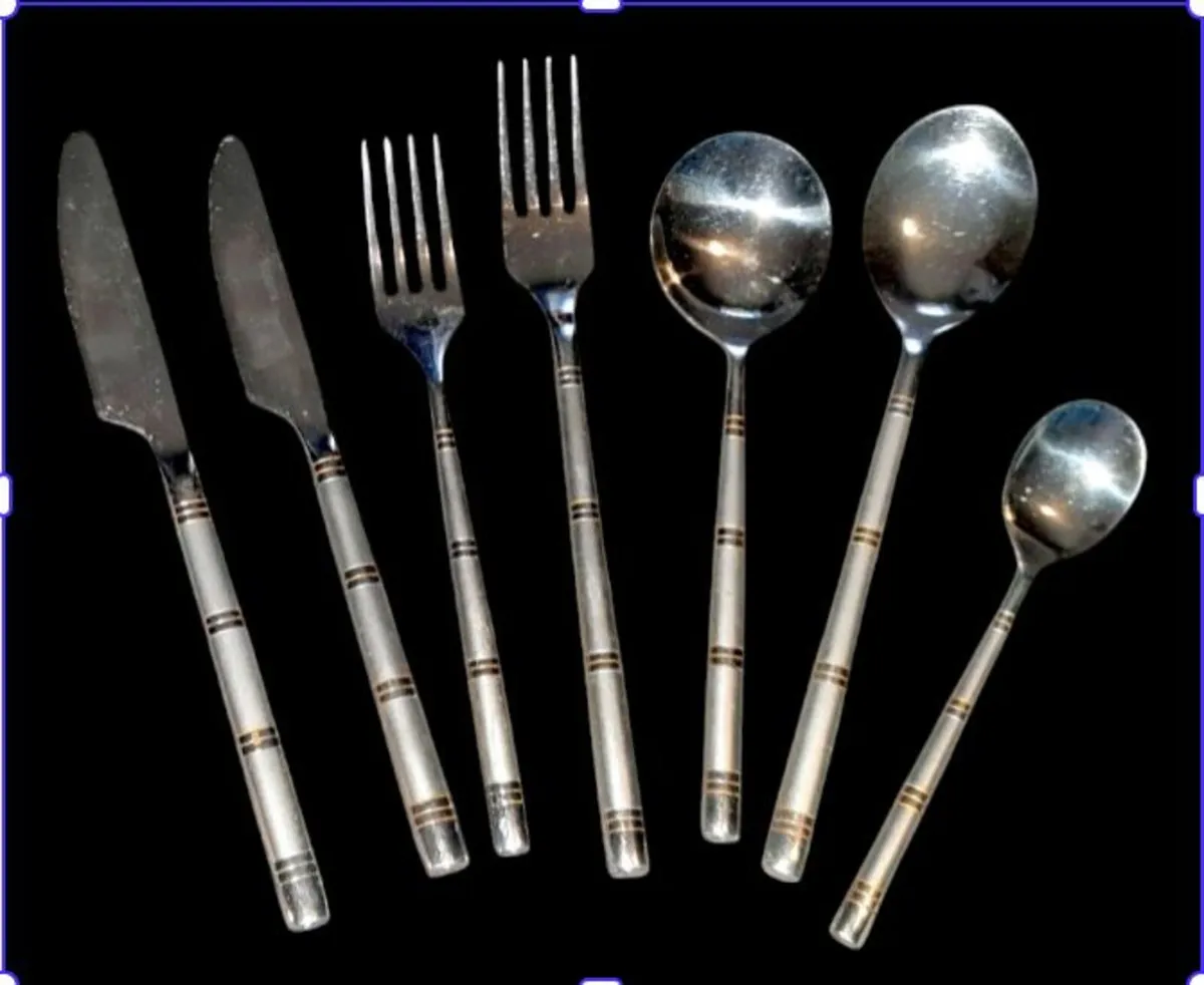 Vintage 'Canterbury' Cutlery Set - Image 1
