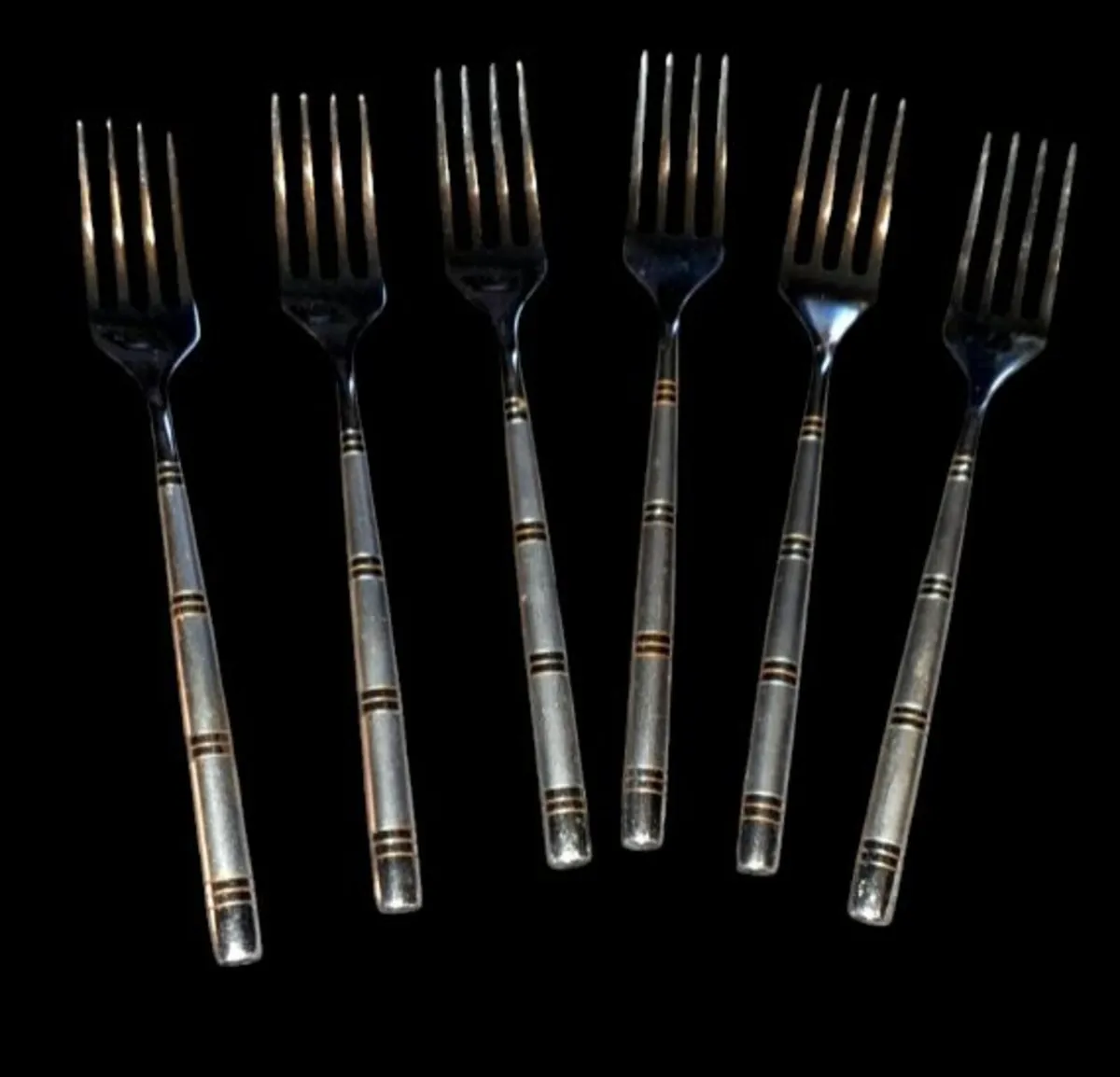 Vintage 'Canterbury' Cutlery Set - Image 3