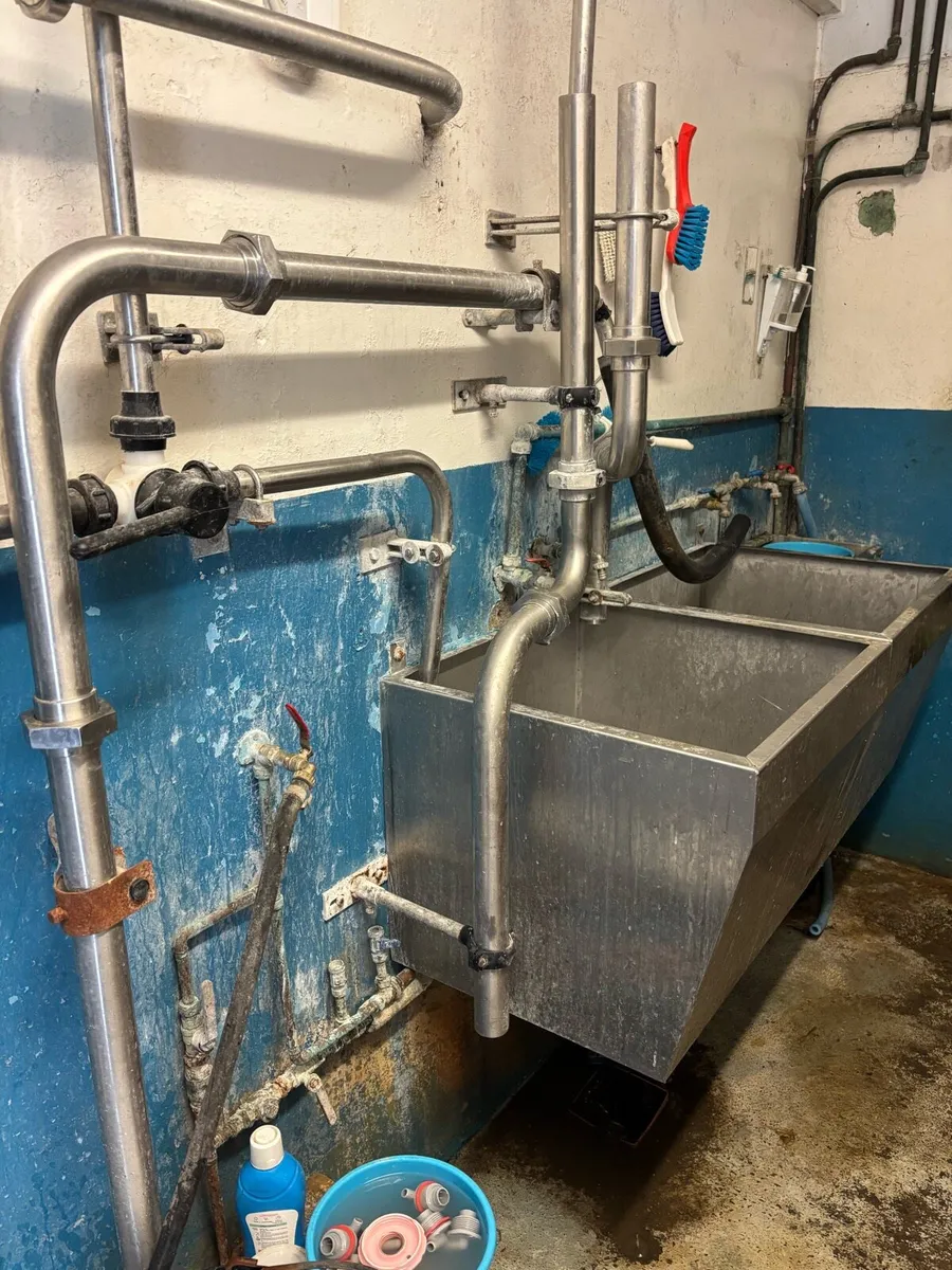 Milking Parlour - Image 2