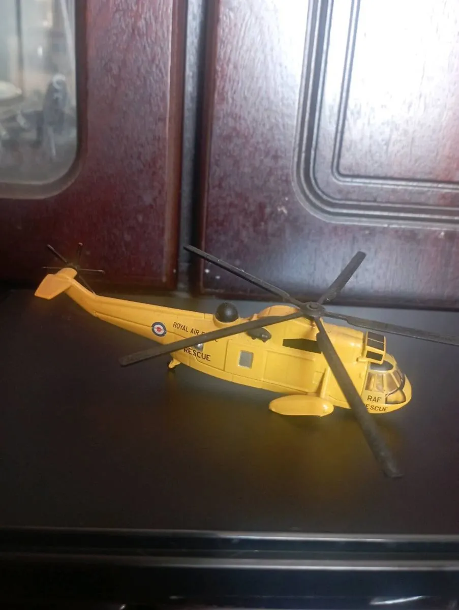 MAGORETT DIE-CAST MODLE RESCUE SERVICES HELICOPTER - Image 3