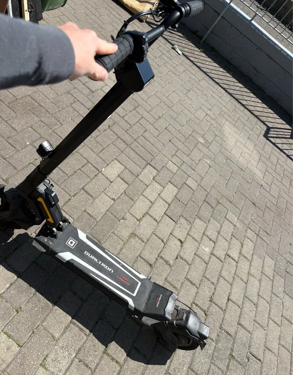 Scooter - Image 1