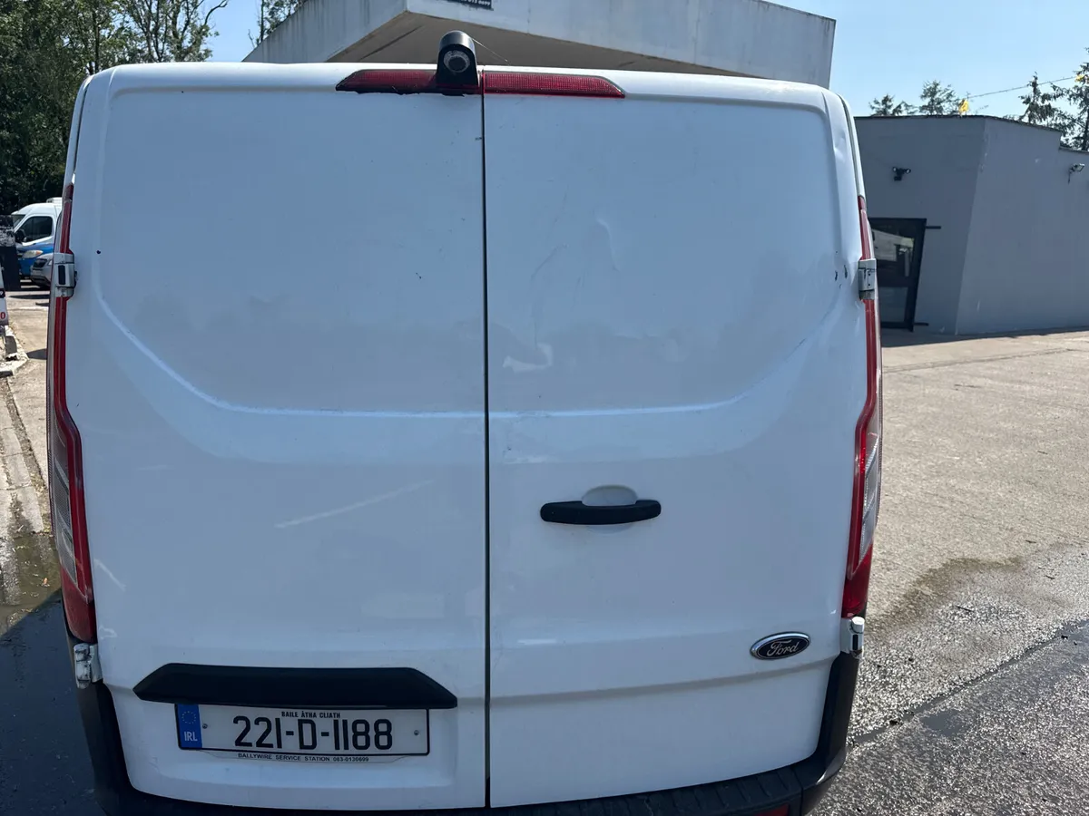 Ford Transit Custom 2022 - Image 4