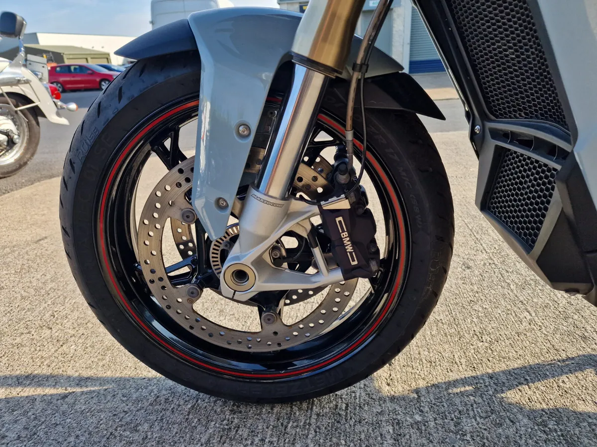 2020 BMW S1000XR @ Mototuning - Image 4
